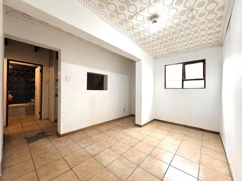5 Bedroom Property for Sale in Southfield Western Cape